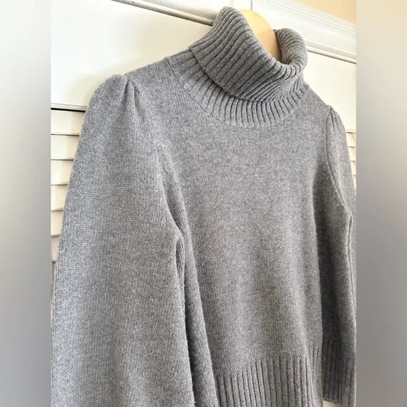 GOOP Co Collection Wool Cashmere Oversized Turtleneck Wide Sleeve Sweater XS - Picture 3 of 8